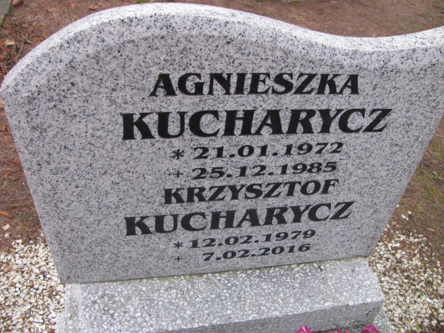Agnieszka Kucharycz 1972 Ustronie Morskie - Grobonet - Wyszukiwarka osób pochowanych