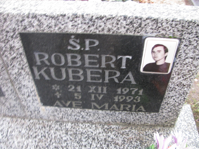 Robert Kubera 1971 Ustronie Morskie - Grobonet - Wyszukiwarka osób pochowanych
